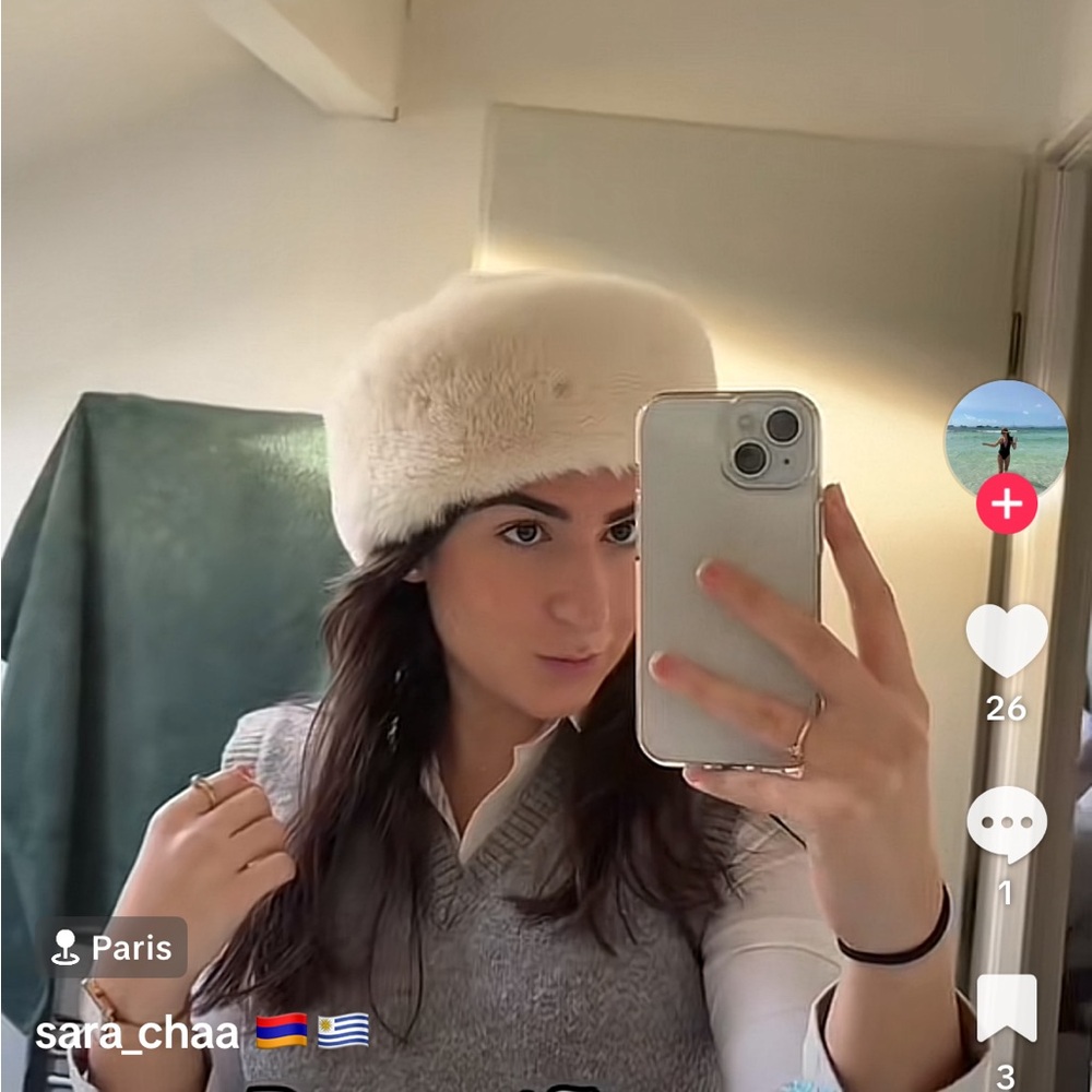 Zara Faux Fur Trim Beanie- NWOT